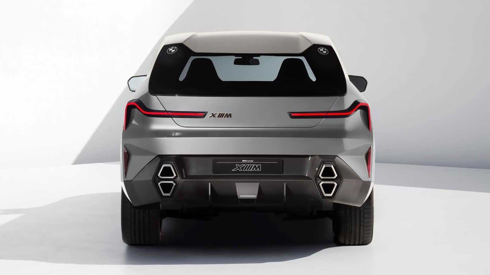 trasera BMW Concept XM