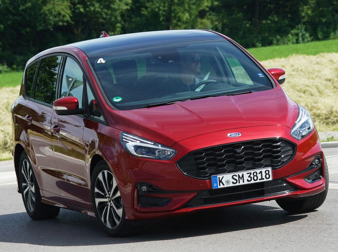 Así es la gama Ford S-Max 2022: Solo híbridos