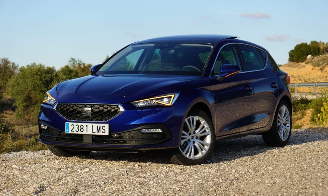 Llamadas a revisión semana 50/2021: León, Clase C, T-Cross, Serie 1, X1, CT200h y más…