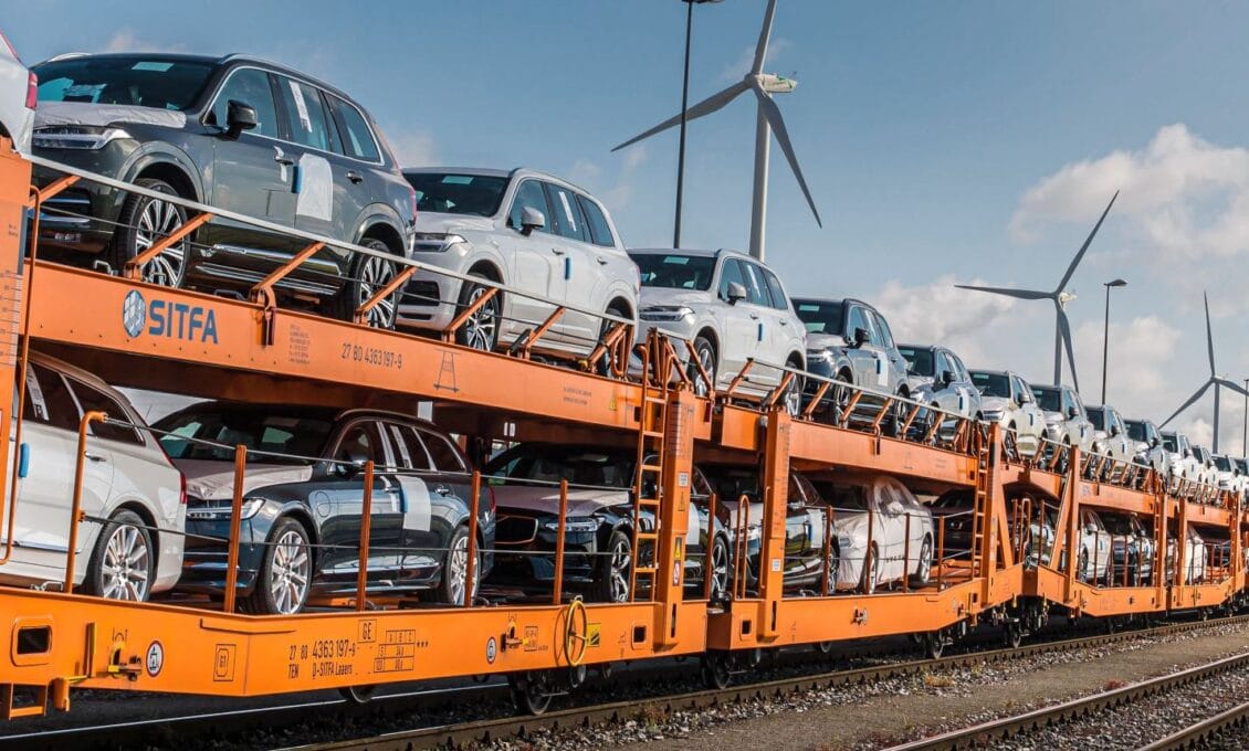 Transporte de coches: ¿Cuánto cuesta?, ¿Cuánto tarda y qué opciones hay?