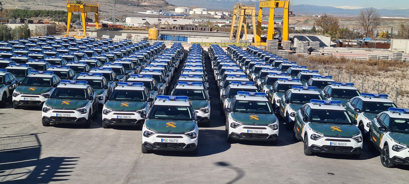 409 cars for the Civil Guard: electric will soon arrive