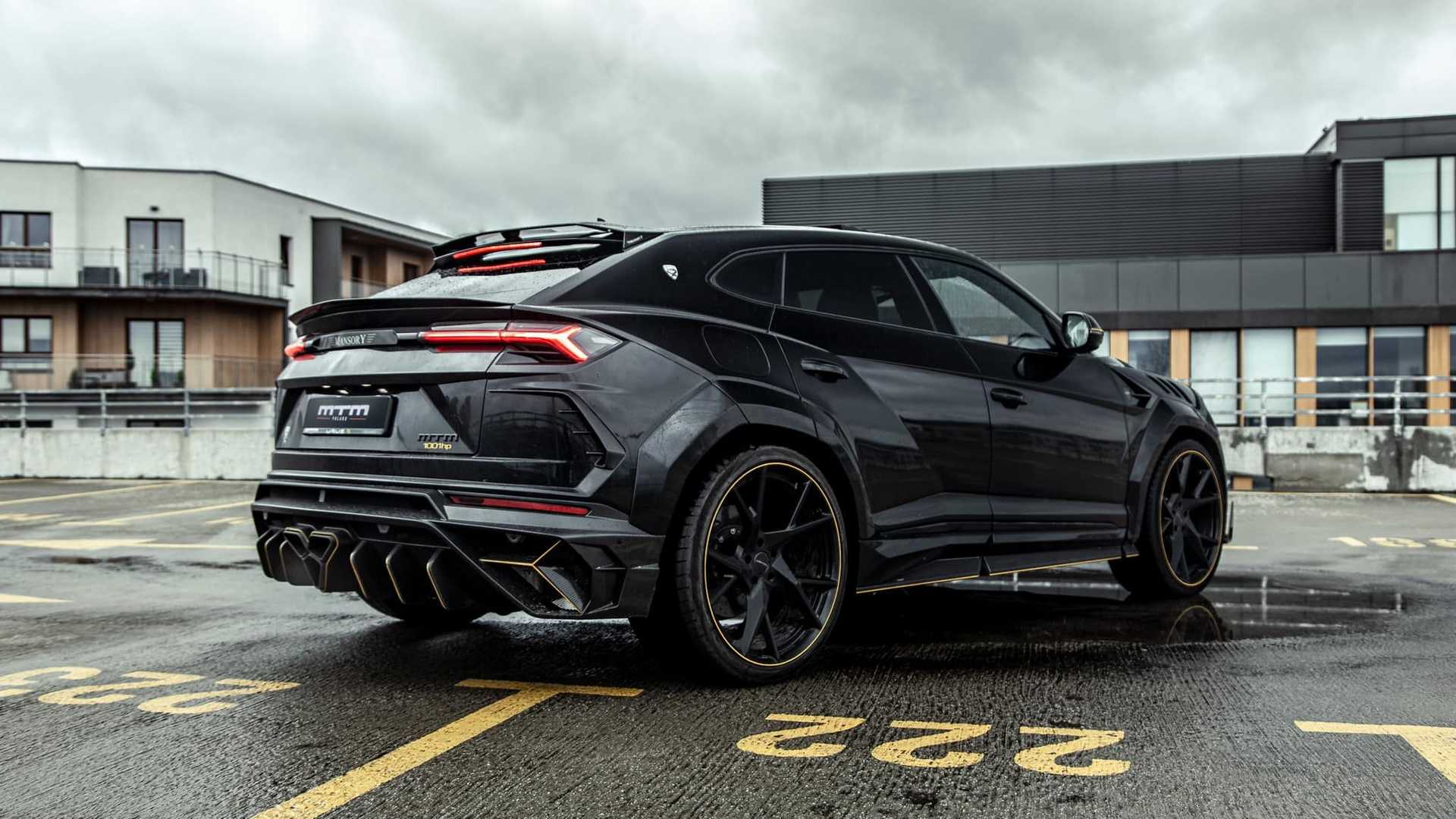 The Urus by MTM and Mansory has more than 1,000 hp and a lot of fiber