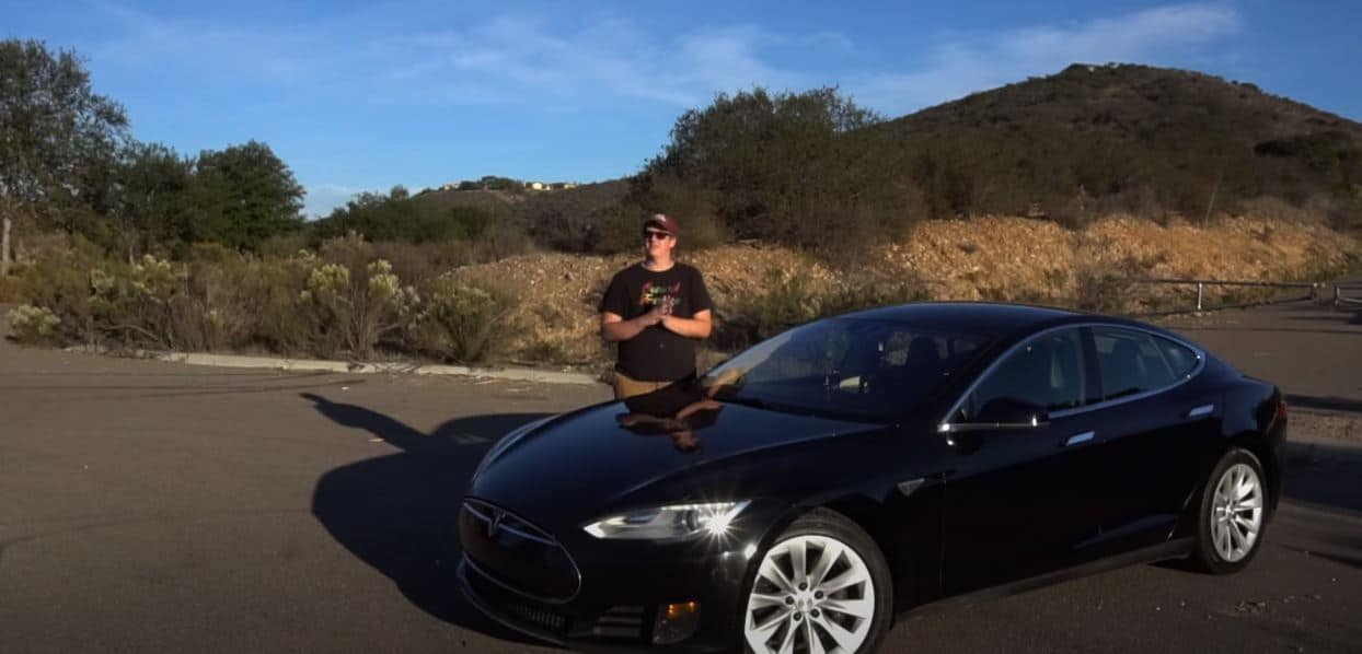 This Tesla Model S has 680000 km and this is its history