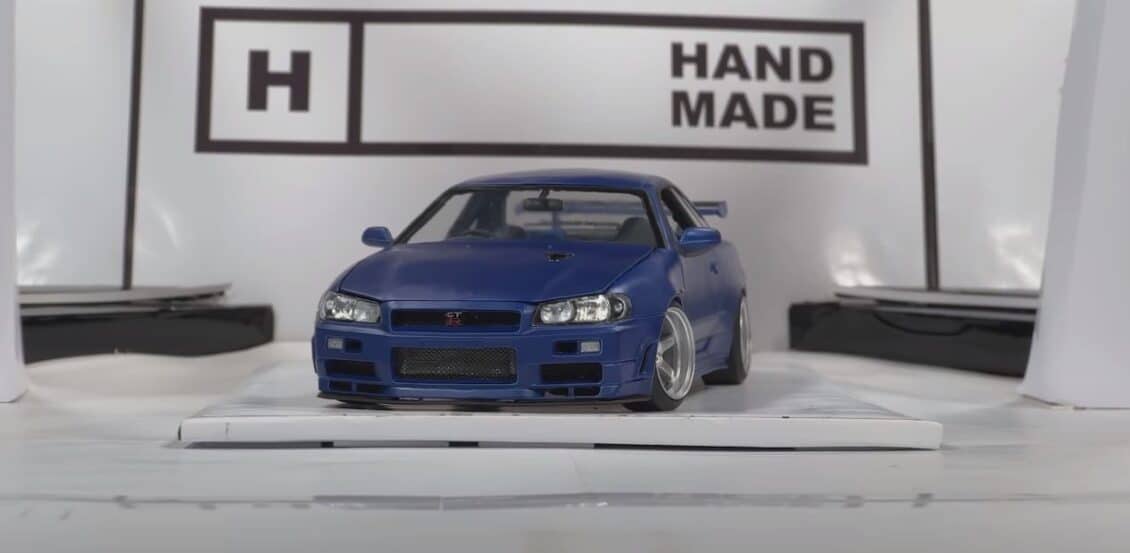 Este Nissan GT-R R34 de plastilina es una pasada… ¿te animas a hacerlo?