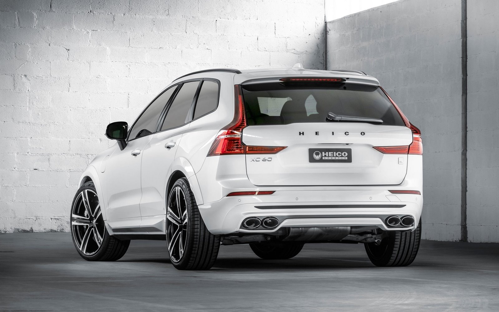 Nuevo Volvo XC60 B5 Plus Dark AWD Aut.