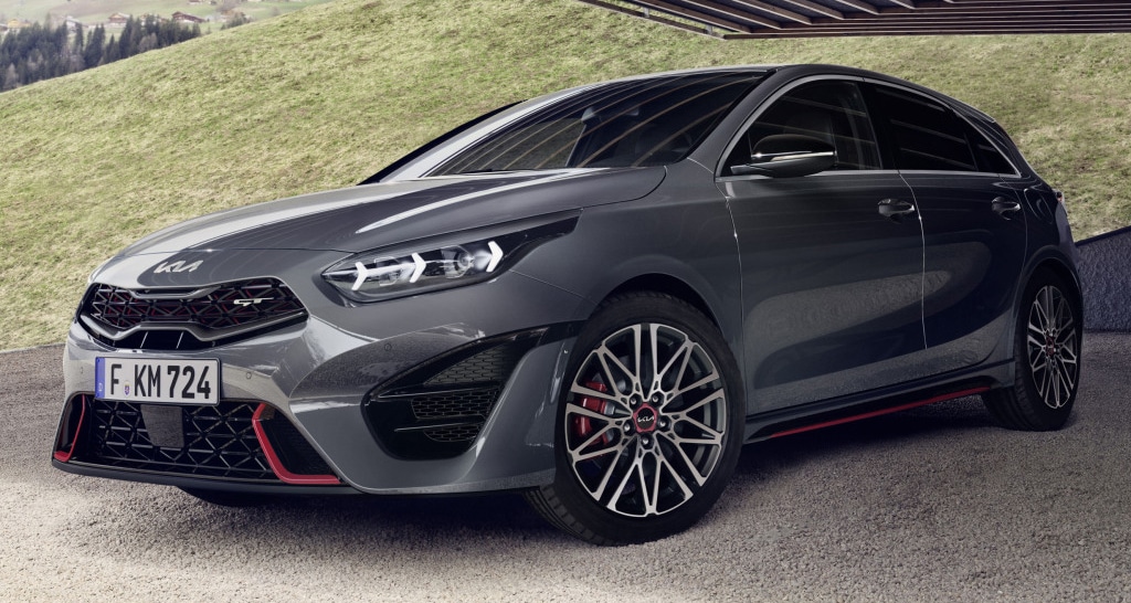 Oferta: El Kia Ceed GT 204 CV ahora con 5.600 € de descuento