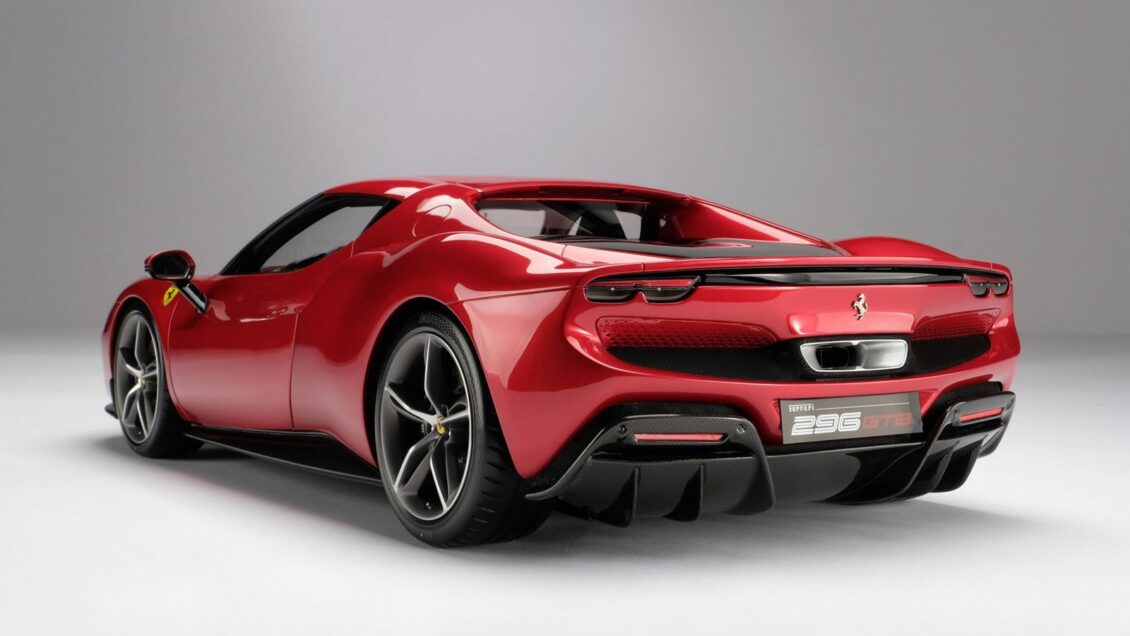 Este Ferrari 296 GTB cuesta 12.054 euros pero que no te engañe su increíble aspecto…