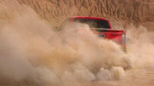 Ya hay fecha para el debut del Ford Ranger Raptor 2023: se habla de un V6 gasolina