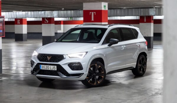 Nos ponemos al volante del CUPRA Ateca