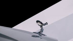 Rolls-Royce modifica su logo para que sea más aerodinámico en su futuro coche eléctrico