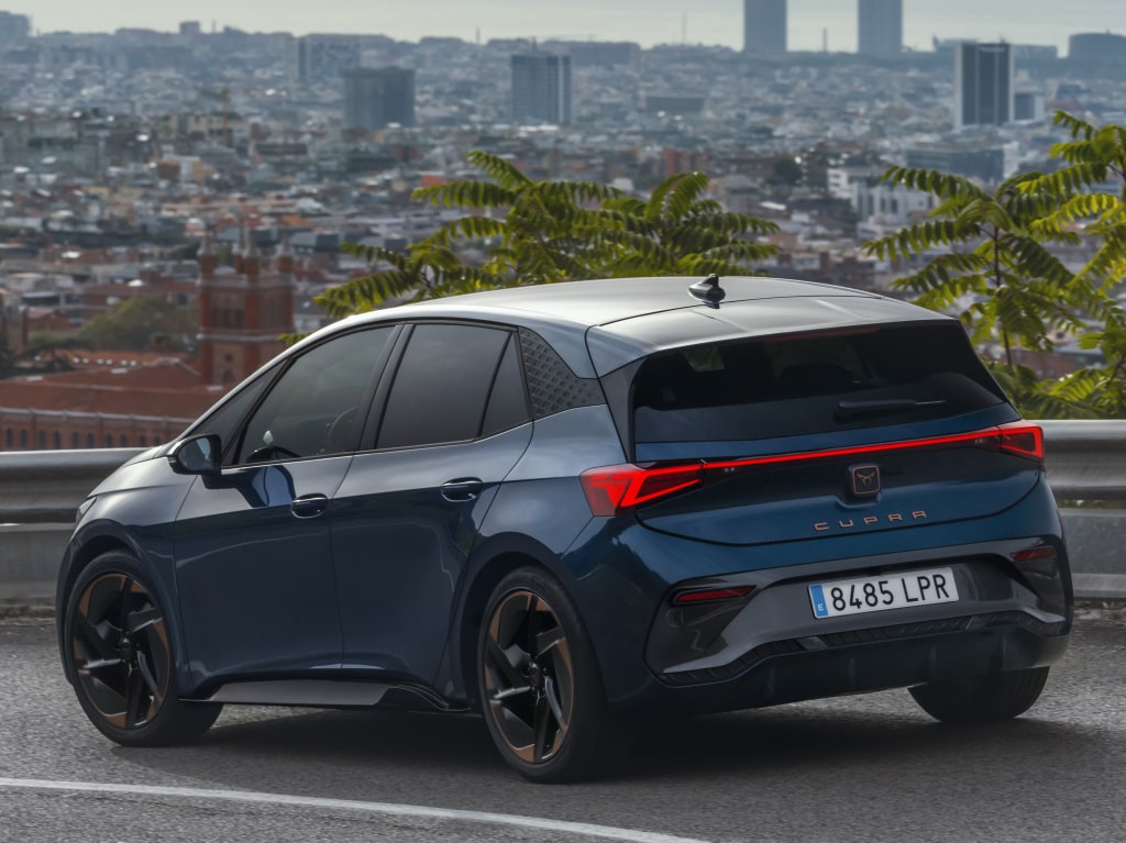 The Cupra Born completes its offer in Germany