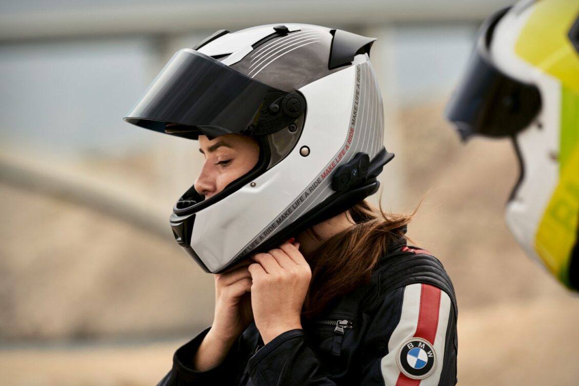 Elige casco de moto se adecúa a tu estilo y viaja más seguro