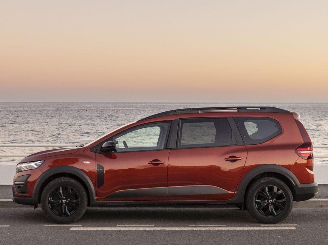 El Dacia Jogger E-Tech estará a la venta en marzo