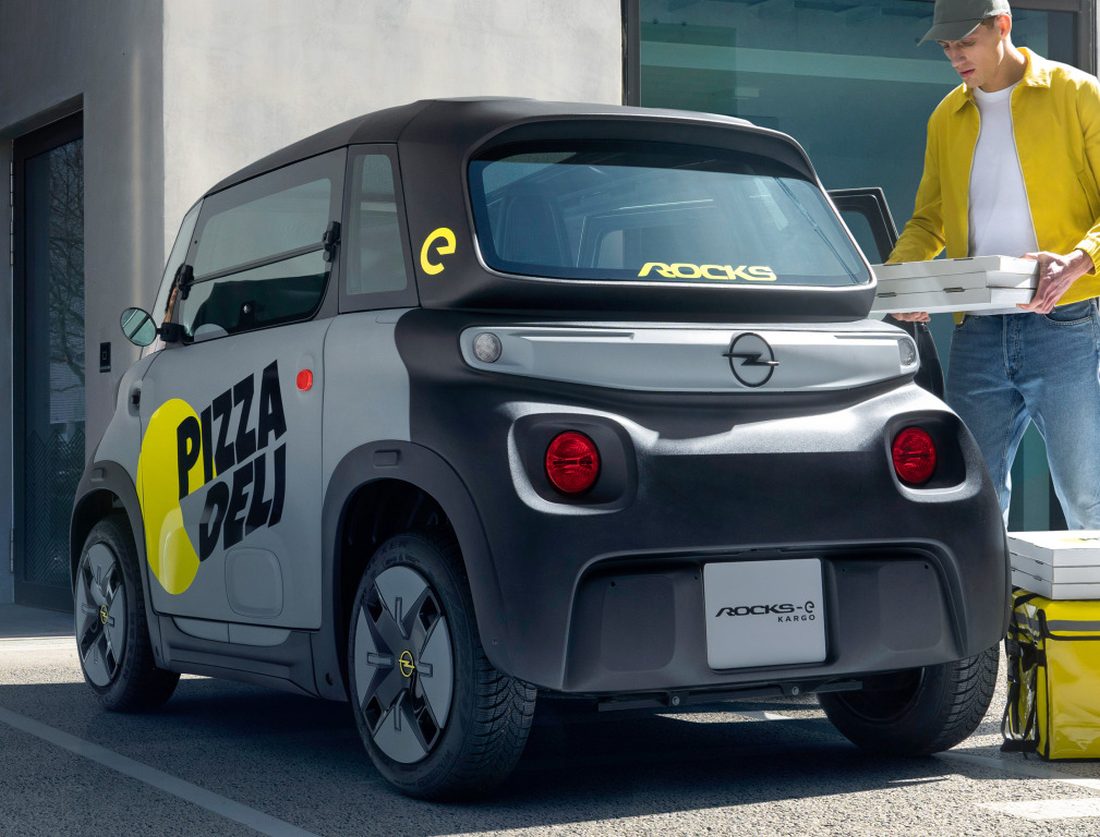New Opel Rocks-e Cargo, the option for urban delivery