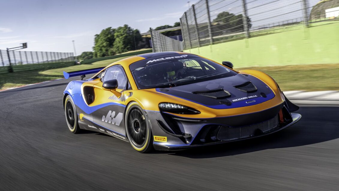 El McLaren Artura GT4 debuta con un V6 y llega para relevar al McLaren 570S GT4