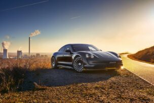 La dieta rica en fibra de carbono le sienta realmente bien al Porsche Taycan