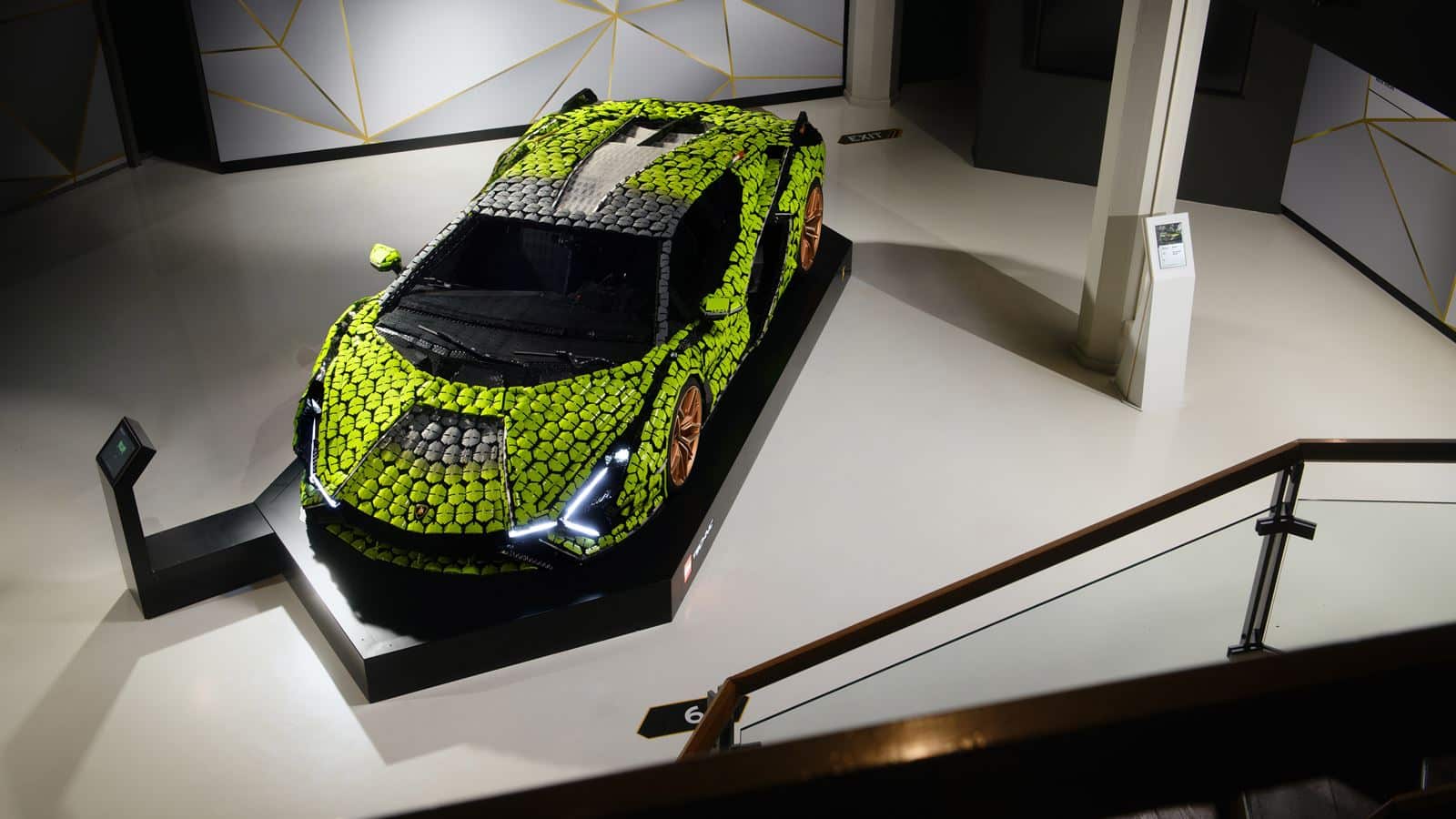  Lamborghini Sián LEGO