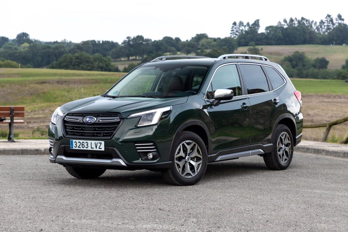 Prueba Subaru Forester 2.0i ecoHybrid Executive Plus: funcional, versátil, práctico