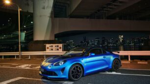 Así es la edición limitada del Alpine A110 R Fernando Alonso, mucho más caro que un Porsche 718 Cayman GT4