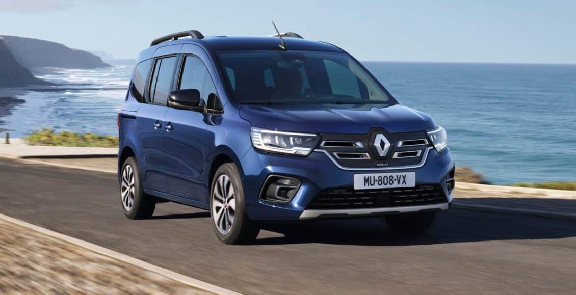 Renault Kangoo E-Tech combi 100% eléctrico: la versión para pasajeros ya está aquí