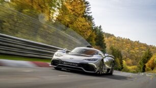 El Mercedes-AMG ONE se corona como el nuevo rey de Nürburgring con una vuelta fugaz en 6:35,183 minutos