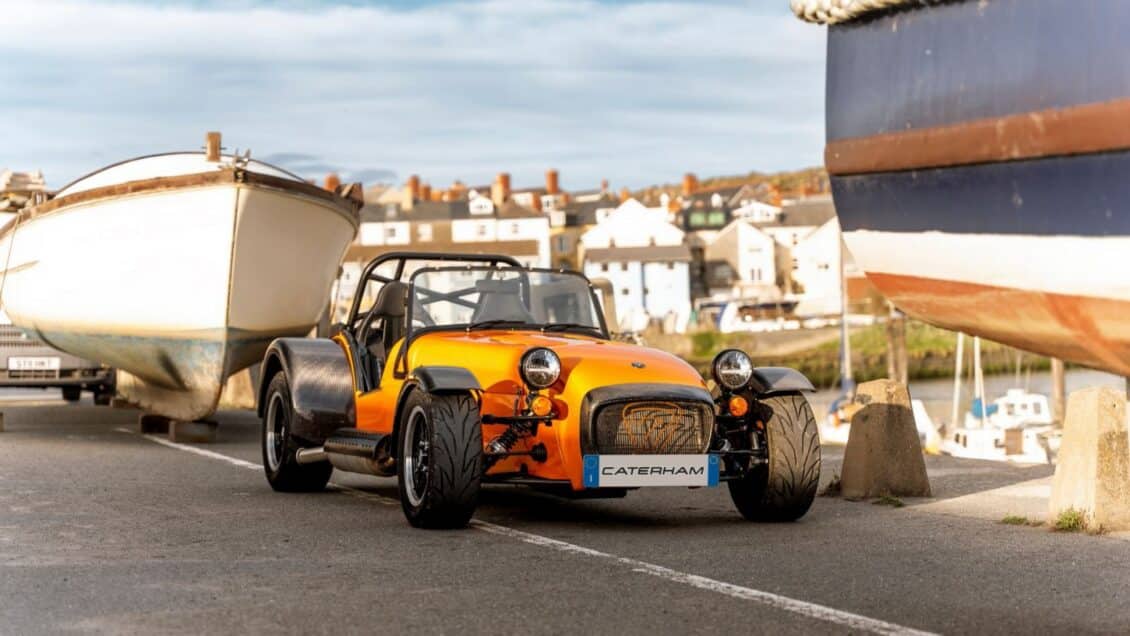 Caterham Seven 340: la opción intermedia llega con 170 CV