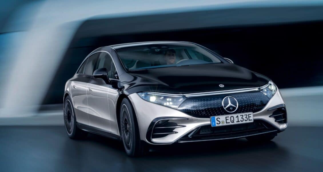 Mercedes «forzada» a hacer descuentos de más de 30.000 euros en sus coches eléctricos para China: ¿Te imaginas el problema?