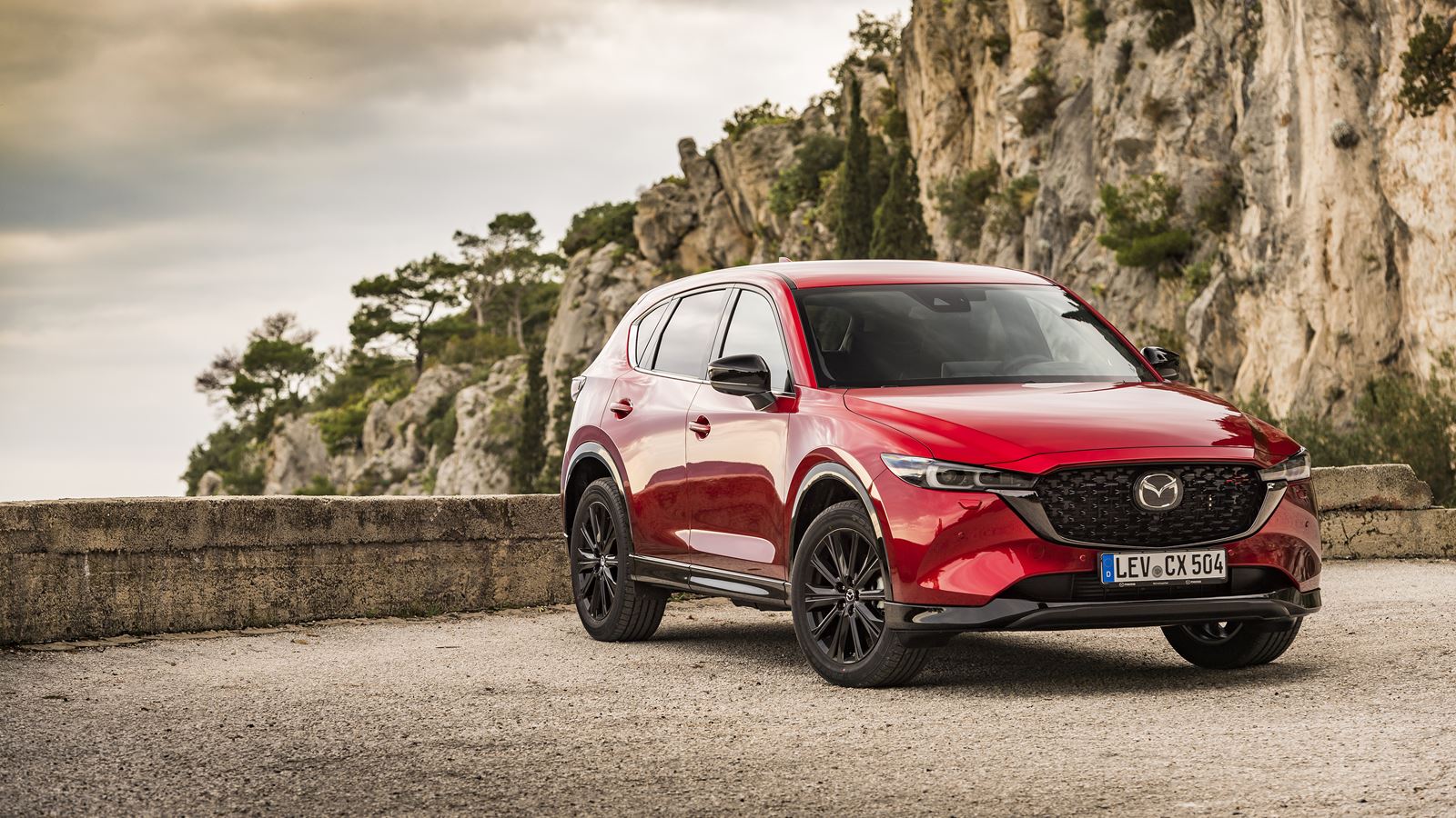 Nuevo Mazda CX-5 2022: Igual, pero mejorado