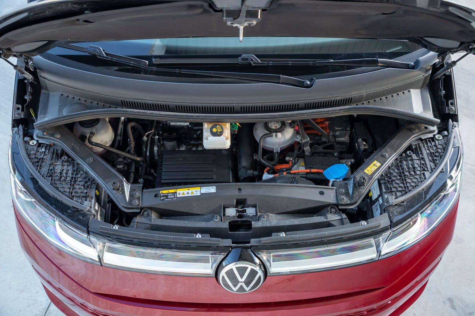 Opinión prueba Volkswagen Multivan híbrido enchufable 2022