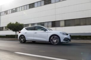 Nueva gama SEAT León 2025: larga vida al diésel