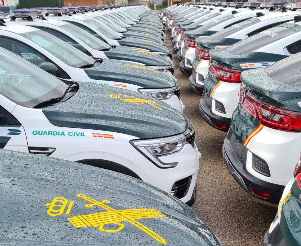 La Guardia Civil cree que estos son los mejores coches patrulla: eléctricos e híbridos por valor de 12,5 millones de euros