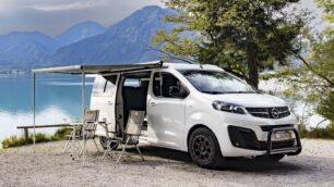 Opel Vivaro Alpincamper: una opción más campera para dos o cuatro personas