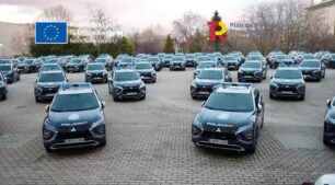 La Policía Nacional apuesta por el Mitsubishi Eclipse Cross PHEV: 180 coches por 7,4 millones