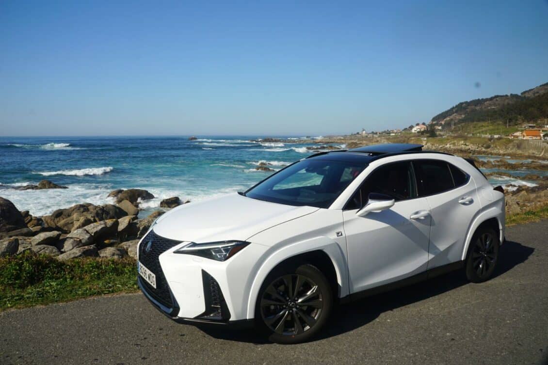 Prueba Lexus UX250h F-Sport 2023: Cada vez mejor