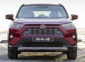 Estrena un Toyota RAV4 de gasolina por 26.837 € este mes de marzo