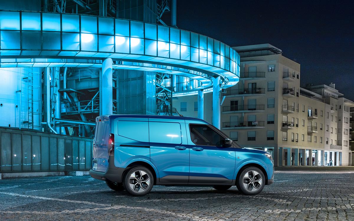 Ford E Transit Courier