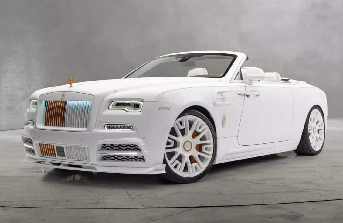 El Rolls-Royce Dawn de Mansory tiene 730 CV y un color blanco no apto para discretos