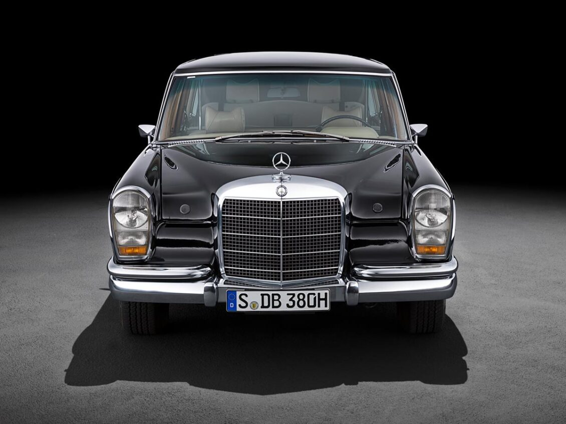 El Gran Mercedes-Benz 600 (W 100): De esto era capaz la marca en 1963