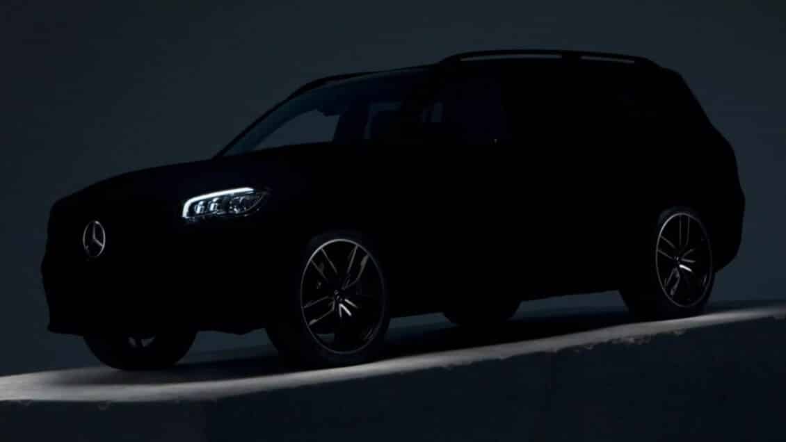 El Mercedes-Benz GLS 2024 nos da algunas pistas antes de su debut