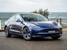 El Tesla Model 3 rebaja su precio; ahora desde 31.780 € con ayudas