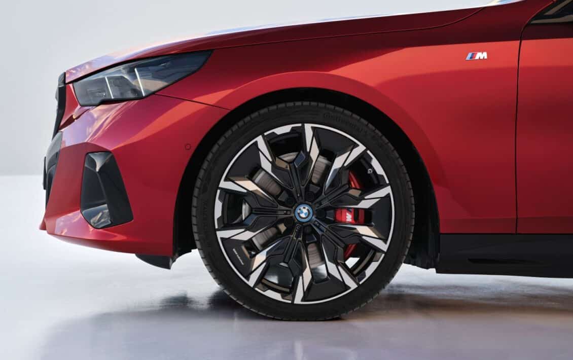 BMW sigue apostando por el diésel: anuncia un nuevo motor de 6 cilindros en línea para 2024
