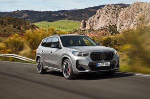 BMW X1 M35i xDrive: un cuatro cilindros de armas tomar que llega cargado de artillería deportiva