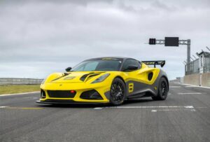 El Lotus Emira GT4 se pone al día con la llegada a sus propietarios ¡Por fin!