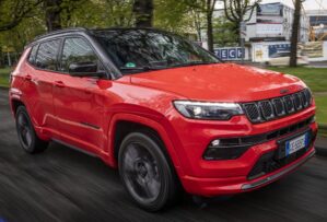 El Jeep Compass recupera la mecánica diésel: Ya a la venta