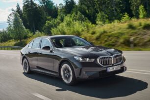 Llegan los BMW 530e y 550e xDrive híbridos enchufables a la gama