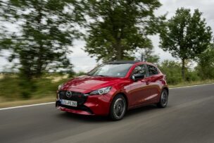 El Mazda2 actualiza sus series especiales más completas