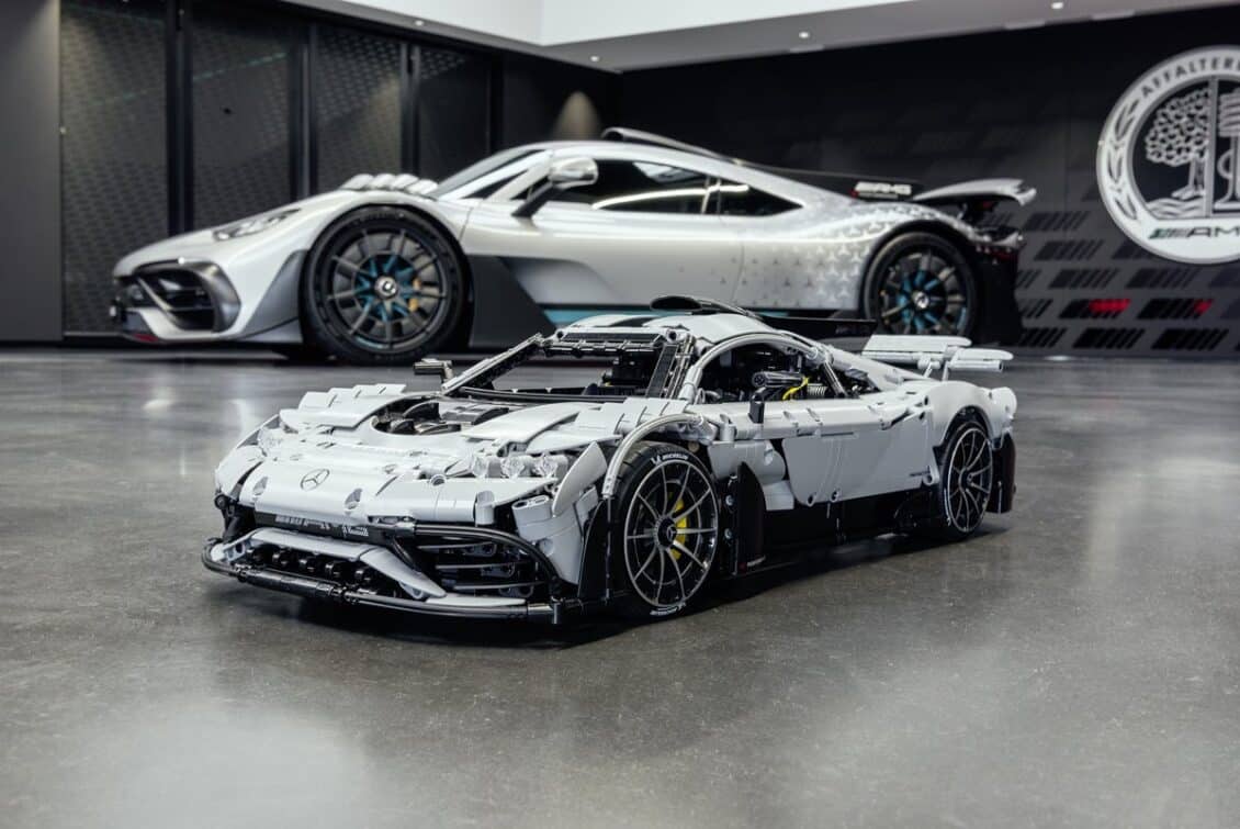 El Mercedes-AMG ONE ya tiene su homólogo en construcciones a escala 1:8, oficial y más económico que LEGO