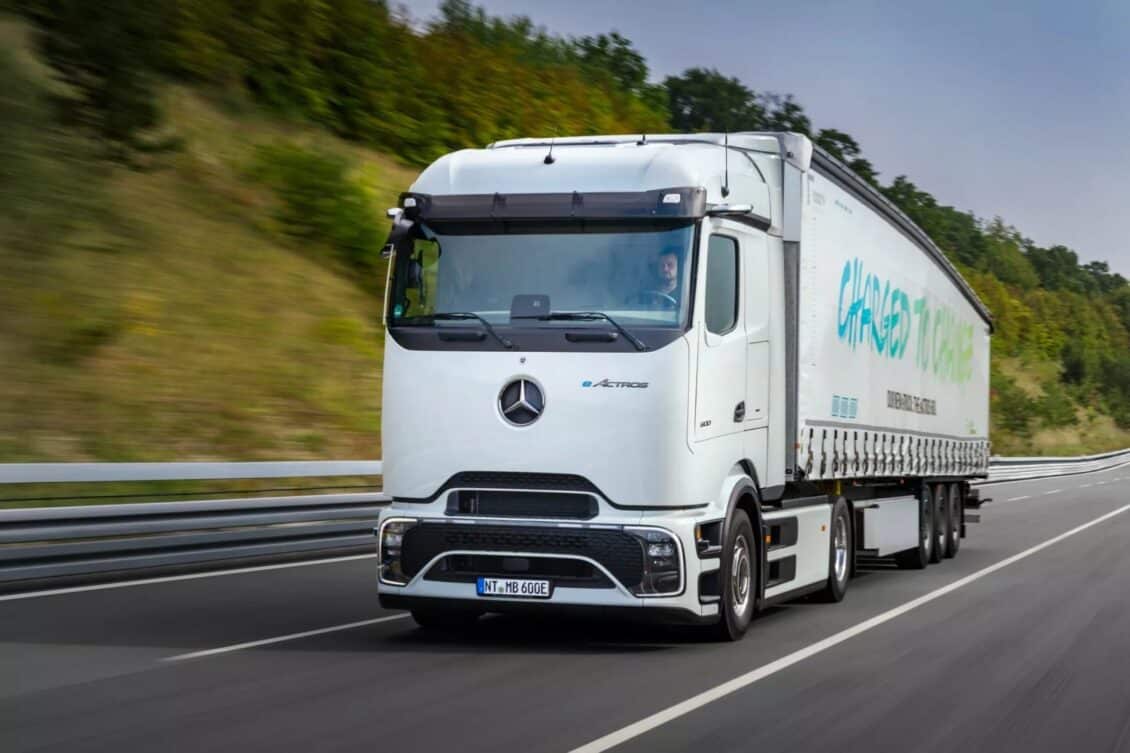 ¡Oficial! Mercedes-Benz eActros 600: 500 km de autonomía por el doble de precio del Actros