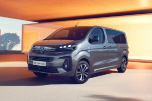 ¡Oficial! Peugeot e-Traveller 2024: hasta 350 km de autonomía y mucho equipamiento