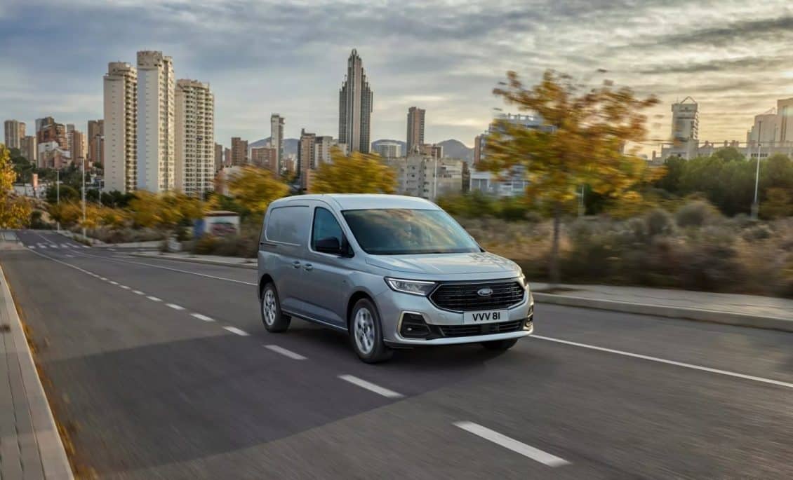 ¡Oficial! Ford Transit Connect 2024: más espacio disponible y nuevo motor PHEV